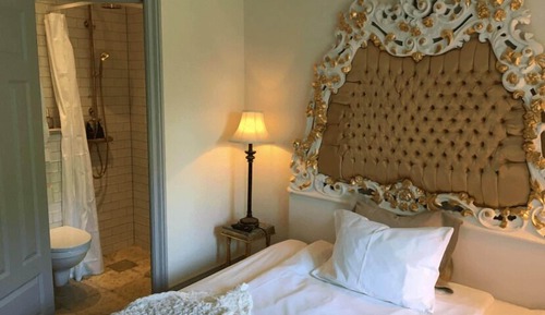 Basic Double Room
