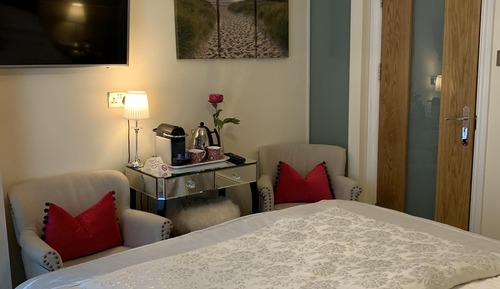 Standard Double Room, Ensuite (First Floor)