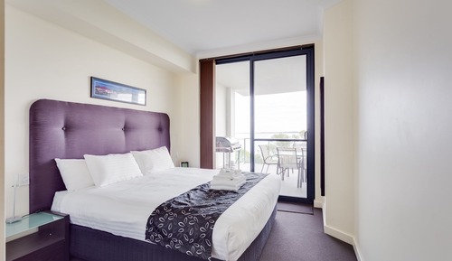 1 Bedroom Ocean View Apartment