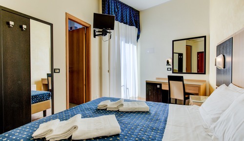 Double Room, Balcony