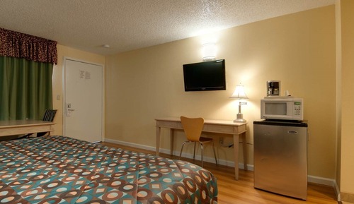 Standard Room, 1 King Bed, Non Smoking