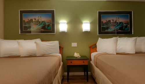 Standard Room, 2 Queen Beds, Smoking