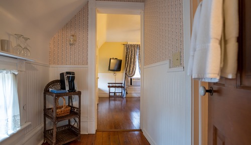 Tree Top Suite	