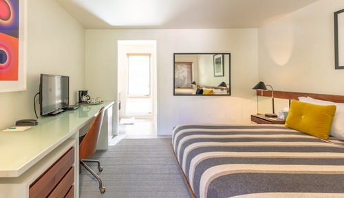 Romantic room, 1 bedroom, Mountain View, Poolside, Number 8 
