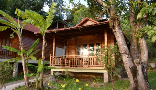 Bungalow, Beachfront