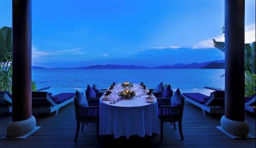 Three Bedrooms Beachfront Pool Villa
