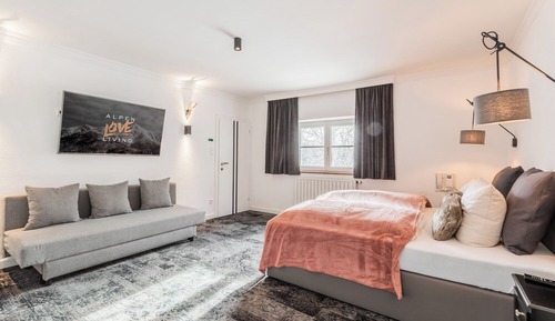 Grand Apartment
