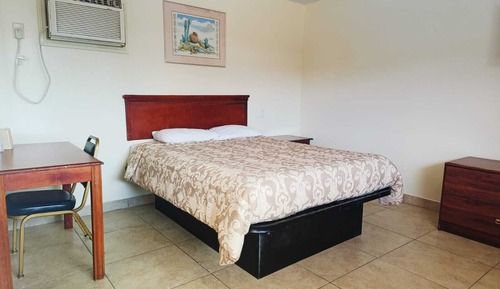 Room, 1 Queen Bed, Non Smoking