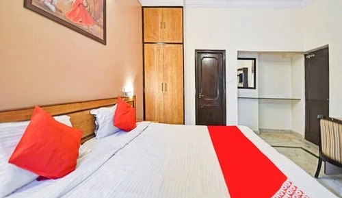 Basic Double Room
