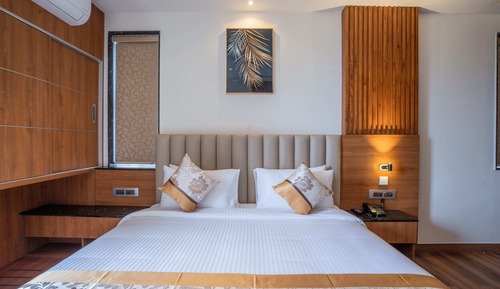 Premium Triple Room