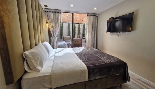 Luxury Apartment