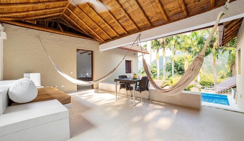 Family Studio Suite
