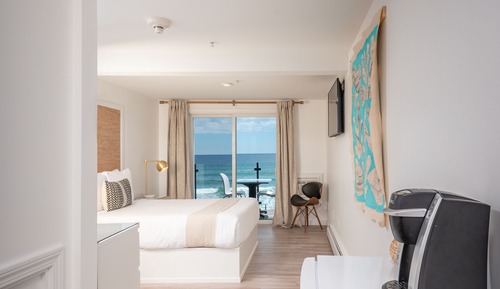 Ocean Front Queen