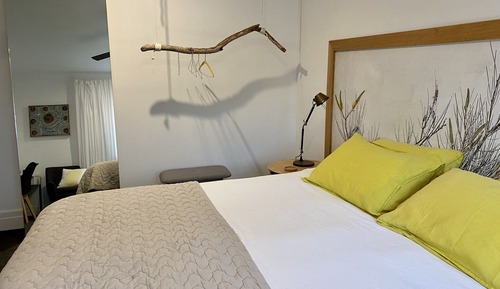 Sunny Suite