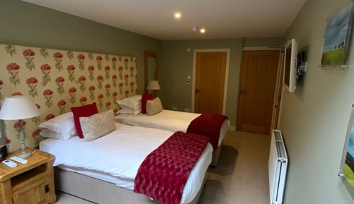Superior Double or Twin Room (3)