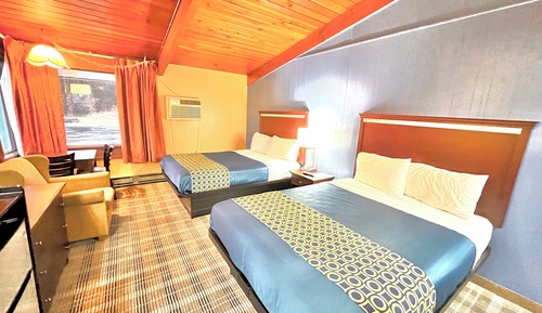 Standard Room, 2 Queen Beds, Non Smoking