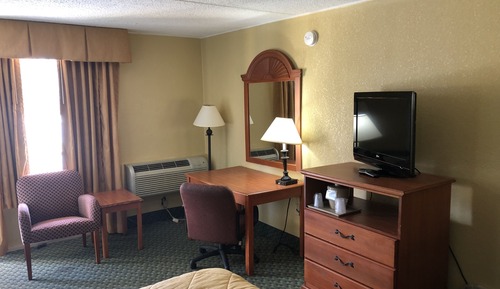 Standard Room, 1 King Bed, Non Smoking