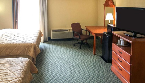 Standard Room, 2 Double Beds, Non Smoking