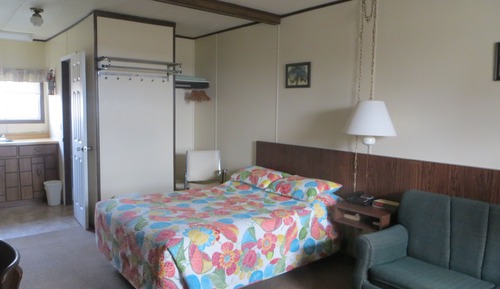 Room, Kitchenette
