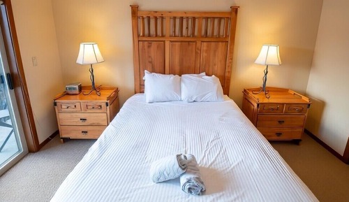 Snow Creek Lodge #305