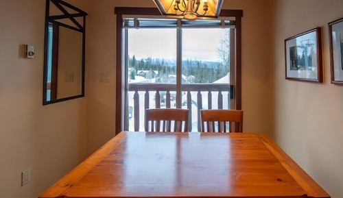Snow Creek Lodge #208