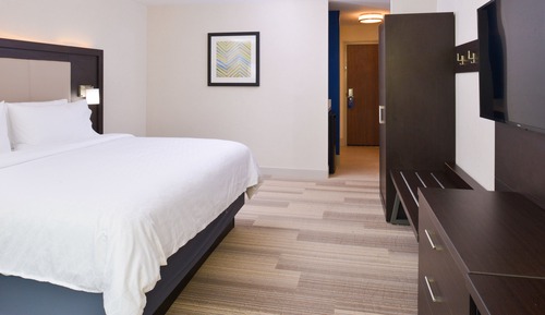 Standard Room, 1 King Bed