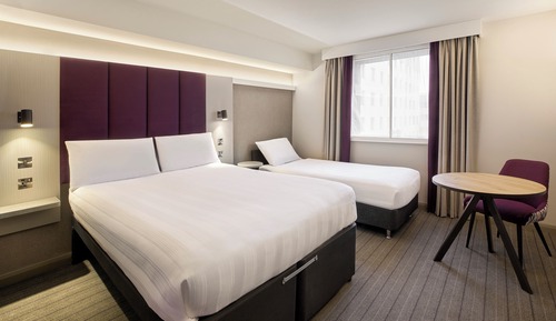 Standard Double Room, Accessible Bathtub