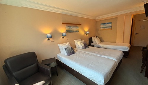 Triple Room