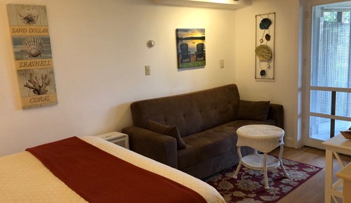 Economy Room, 1 Queen Bed