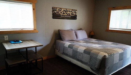 Deluxe Cabin, Multiple Beds, Kitchen