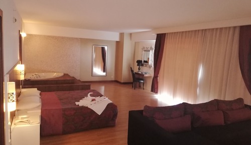 Suite Room