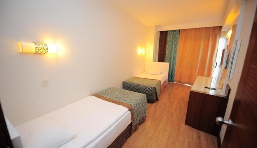 Standard Room, Garden View
