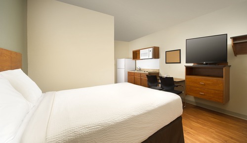 Standard Room, 1 Double Bed, Accessible, Non Smoking (Roll-in Shower)