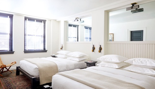 The Gang Room, Two Queen Beds 