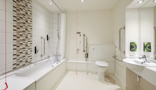 Standard Double Room, Accessible Bathtub