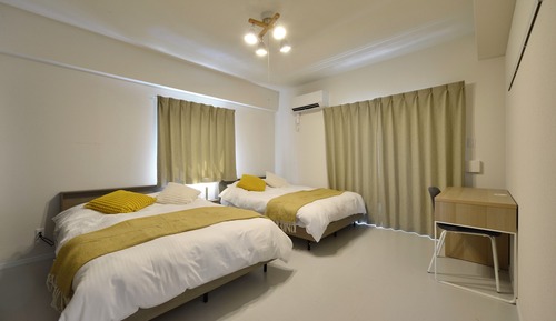 Standard Apartment, Balcony (302)