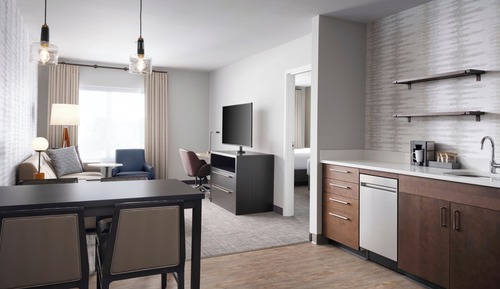Suite, 1 Bedroom (Mobility/Hearing Accessible, Tub)