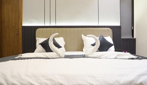 Superior Room, City View