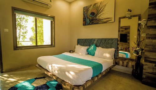 Deluxe Double Room, Balcony, Mountain View