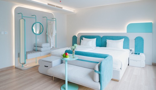 Deluxe Twin With Window + Free Minibar