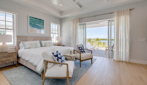 Luxury House, Sea View