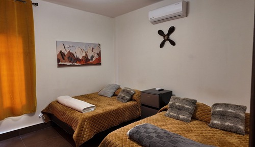Deluxe Room, 2 Queen Beds, Air conditioning
