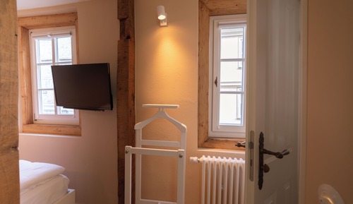 Lahnstraße (Zimmer 32)