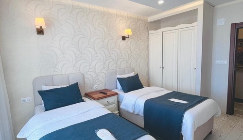 Family Suite, Balcony, City View