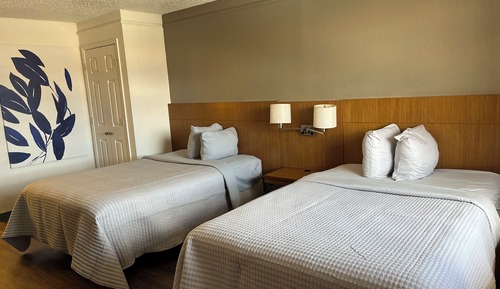 Economy Room, 2 Double Beds, Accessible Bathtub, Non Smoking