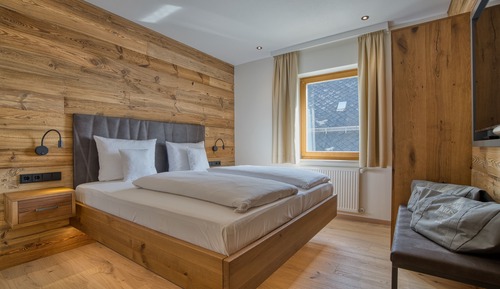 Exclusive Studio Suite