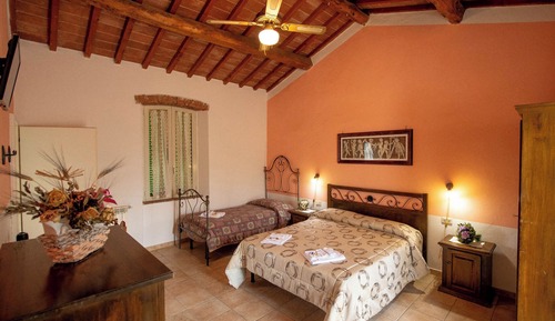 Triple Room