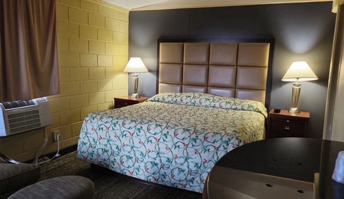 Full Bed Smoking