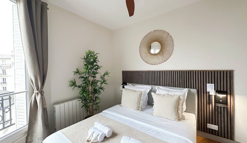 Superior Apartment, City View