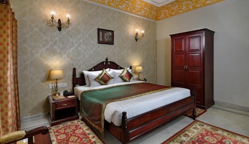 Suite, Balcony, River View